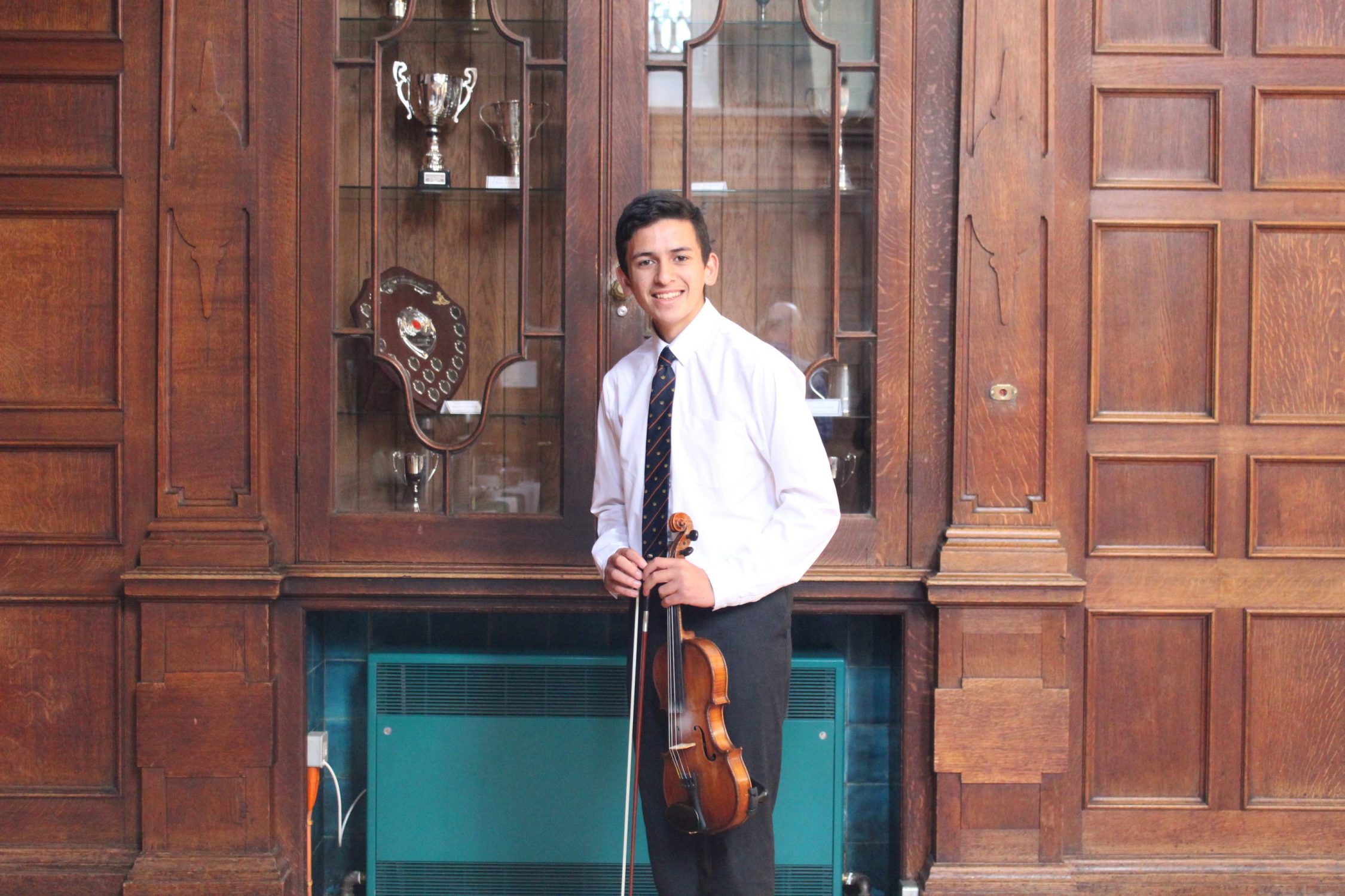 pupil with violin