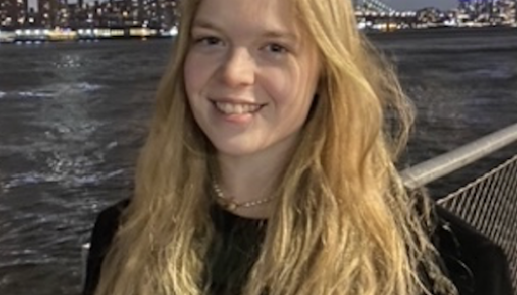 Alumna Pursues Acting Career