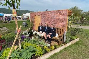 Gardening Club Secret Garden 1